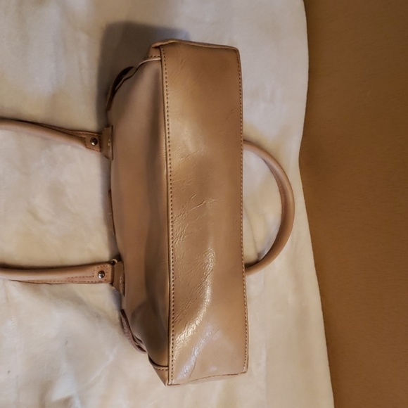 Liz Claiborne Tan Handbag - Picture 4 of 6